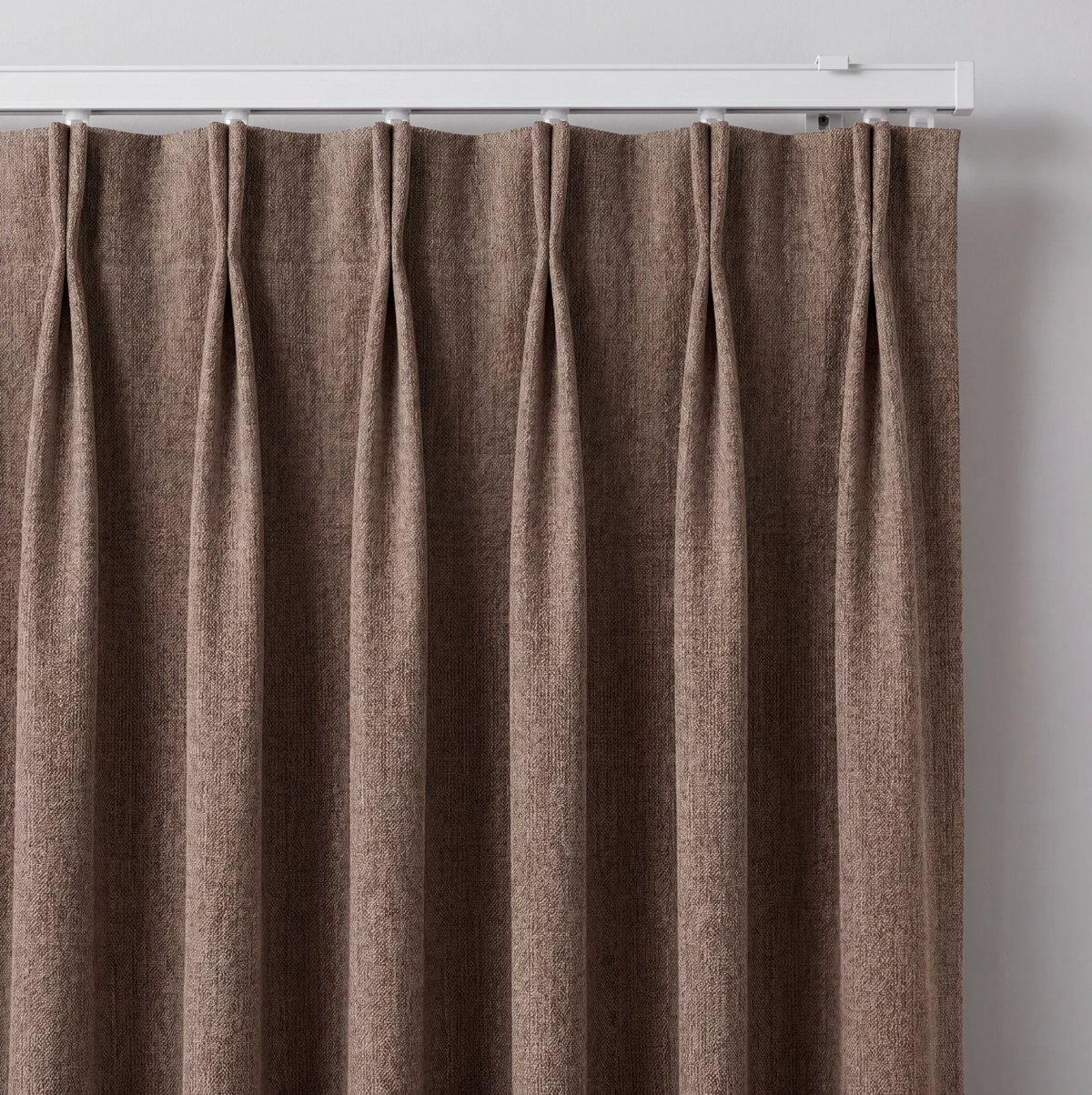 Double Pinch Pleat